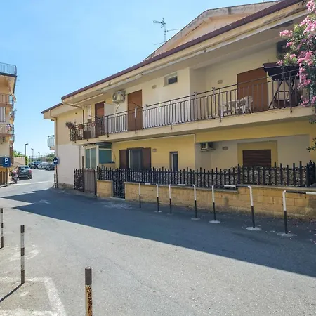 Apartman Dharma Apartment *