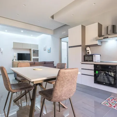 Apartman Dharma Apartment Giardini Naxos